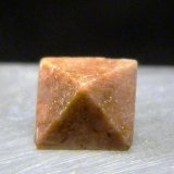 Zircón
5 x 5 mm.
(Autor: Felipe Abolafia)