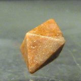 Zircón
5 x 5 mm.
(Autor: Felipe Abolafia)