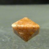 Zircón
5 x 5 mm.
(Autor: Felipe Abolafia)