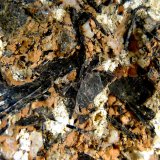 Ijolita fenitizada
6,5 x 5,5 x 4 cm.
(Autor: Felipe Abolafia)