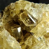 Fluorapatito (variedad esparraguina)
5 x 4,5 x 3 cm.
(Autor: Felipe Abolafia)