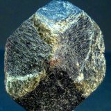 Almandino (Grupo Granate)
2,5 x 2,5 cm.
(Autor: Felipe Abolafia)