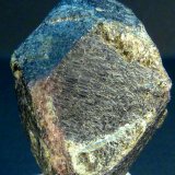 Almandino (Grupo Granate)
2,5 x 2,5 cm.
(Autor: Felipe Abolafia)