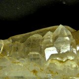 Cuarzo
Cristal laminar: 4,5 x 2 x 1 cm. Cristal escalonado: 6 x 1,5 x 1 cm.
(Autor: Felipe Abolafia)