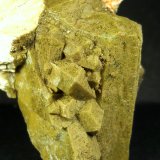 Heulandita
8 x 4,5 x 4 cm.
(Autor: Felipe Abolafia)