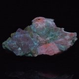 Sodalita var. Hackmanita + Richterita + Calcita
10 x 6,5 x 4 cm
(Autor: Josele)