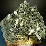 Anfíbol (variedad uralita), Cuarzo y Epidota
12 x 11 x 4 cm.
(Autor: Felipe Abolafia)