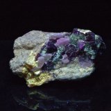 Flogopita, espinela, calcita
8 x 6 x 5 cm
(Autor: Josele)