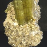 Elbaita (variedad verdelita)
8 x 4 x 4 cm.
(Autor: Felipe Abolafia)