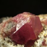 Elbaita (variedad rubelita) y Cuarzo
6 x 6 cm.
(Autor: Felipe Abolafia)
