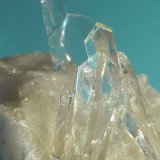 Yeso
5 x 6 cm., tamaño de los cristales: 2,5 x 0,8 cm.
(Autor: Felipe Abolafia)