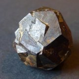Pirita
1,8 x 1,6 cm.
(Autor: javier ruiz martin)