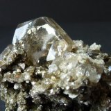 Fluorapatito, Moscovita
5 x 4 cm. El Apatito 1 cm.
(Autor: javier ruiz martin)