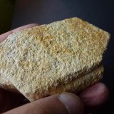 Ortoclasa
9 x 6 cm.
(Autor: javier ruiz martin)