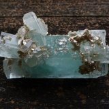 Berilo (variedad aguamarina), Moscovita
10,5 x 6 x 4,5 cm
(Autor: Josele)