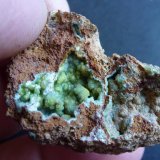 Wavellita
Pieza 3,5 x 3 cm. Geoda 2 x 1 cm.
(Autor: javier ruiz martin)