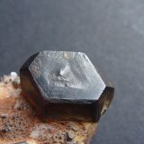 Pirita transformada en Hematites
2,5 x 1,5 cm.
(Autor: javier ruiz martin)