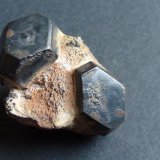 Pirita transformada en Hematites
2,5 x 1,5 cm.
(Autor: javier ruiz martin)