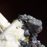 Escapolita, Magnetita y Pirita
4 x 3 cm.
(Autor: javier ruiz martin)