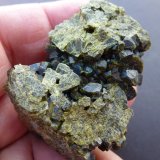 Epidota
6 x 4 cm
(Autor: javier ruiz martin)