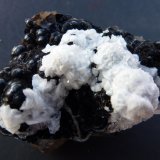 Goethita, Calcita y óxidos de manganeso
5 x 4 cm.
(Autor: javier ruiz martin)