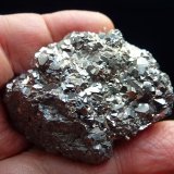 Skutterudita
6 x 4 cm.
(Autor: javier ruiz martin)
