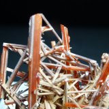 Gibbsita y Crocoita
5,5 x 3,5 cm.
(Autor: javier ruiz martin)