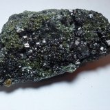 Magnetita, Clinocloro, Pirita, Actinolita y Calcita
7 x 4 cm.
(Autor: javier ruiz martin)