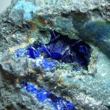 Azurita
2 x 2 cm.
(Autor: javier ruiz martin)