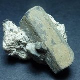 Hornblenda
2,2 x 0,5 cm. el cristal
(Autor: javier ruiz martin)