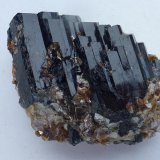 Schorlo, Moscovita
5 x 4 cm.
(Autor: javier ruiz martin)