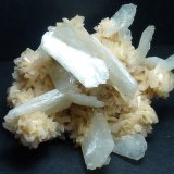 Stilbita-Ca (Estilbita-Ca), Heulandita-Ca
6 x 5 cm.
(Autor: javier ruiz martin)