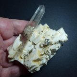 Cuarzo, Microclina y Moscovita
9 x 6 cm.
(Autor: javier ruiz martin)
