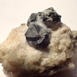 Galena, fluorita
3 x 2 cm
(Autor: Frederic Varela)