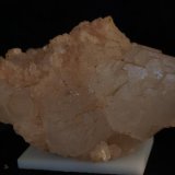 Celestina
8.5 cm.  x 5 cm.  Cristal mayor 4 cm. x 3.5 cm.
(Autor: Pedro Antonio)