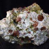 Granate
7 x 4 cm.
(Autor: Pedro Antonio)