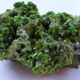 Piromorfita
Tamaño de la pieza 11,5 x 9,5 x 3 cm., cristales hasta 1 cm.
(Autor: Nacho)