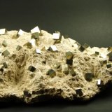 Pirita
32 x 24 x 13 cm
(Autor: Granate)