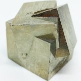Pirita
34x34x34 mm.
(Autor: Luis Edmundo Sánchez Roja)