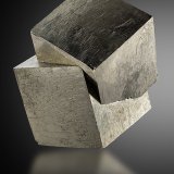 Pirita
5,5cm x 6cm x 5,5cm
(Autor: Pere Alonso)
