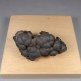 Pirolusita
5,6 x 3,5 x 3 cm. 50,9 g.
(Autor: J. G. Alcolea)