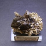 Pirrotita y Cuarzo
5 x 3,5 x 3,5 cm
(Autor: Antonio Alcaide)