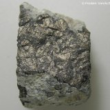 Rammelsbergita
2,5 x 1,5 cm.
(Autor: Frederic Varela)