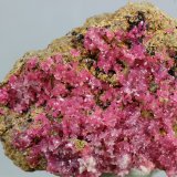 Roselita
Cristales tabulares color rosa de roselita
(Autor: Juan Espino)