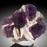 Fluorita, Barita, Cuarzo
11 x 9cm, cristales de 27mm de arista
(Autor: Raul Vancouver)