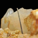 Rutilo
Tamaño: cristal de 13 mm.
(Autor: Juan Miguel)