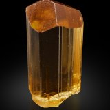 Escapolita
2.5 x 2 x 6 cm / Cristal principal: 5.7 cm
(Autor: Museo MIM)