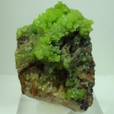 Piromorfita
5x3,5 cm.
(Autor: Laureano)