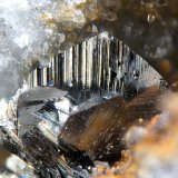Semseyita
fov 1.4 mm
(Autor: Jordi Fabre)