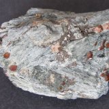 Andradita (Grupo Granate) y Hedenbergita
6 x 3'5 cm.
(Autor: prcantos)
